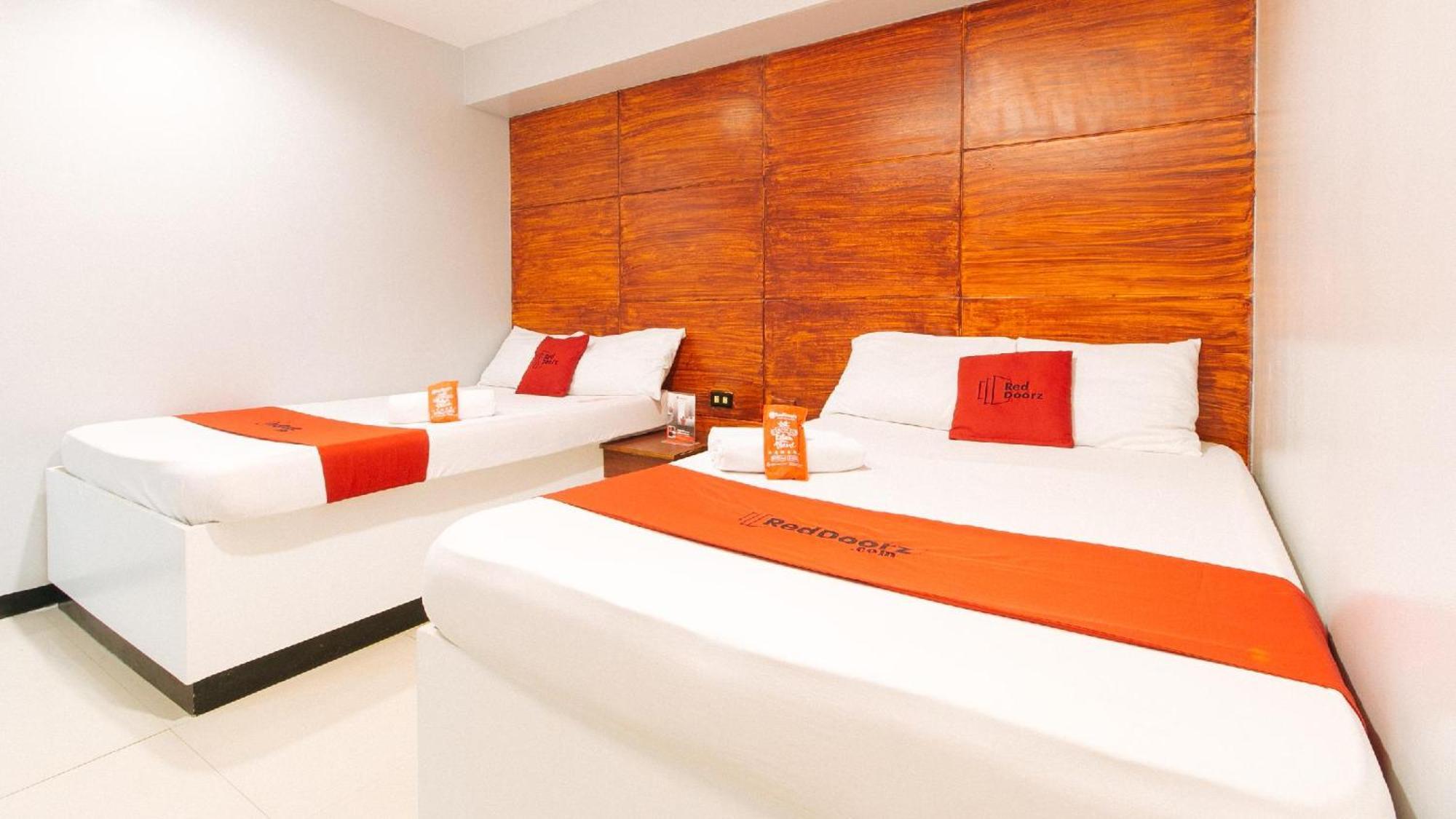 Reddoorz At Homa Resort Hotel Santiago  Exterior photo